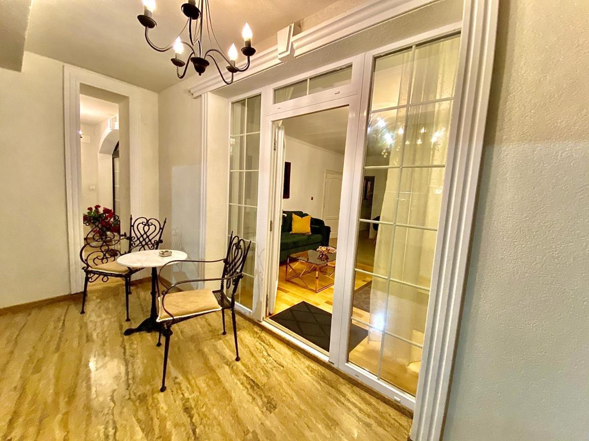 Sarada Boutique Luxury Apartment デヴァ エクステリア 写真