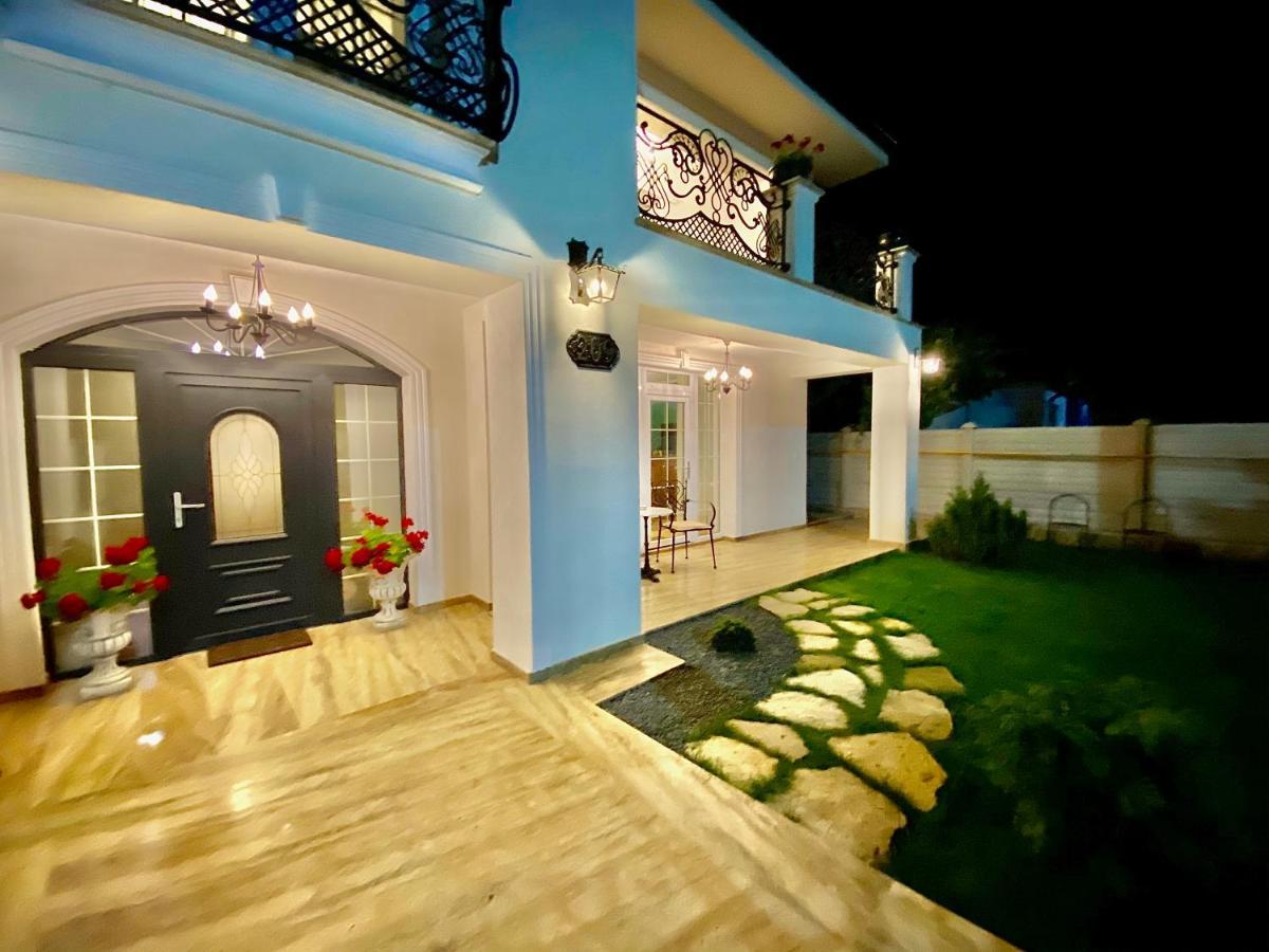 Sarada Boutique Luxury Apartment デヴァ エクステリア 写真