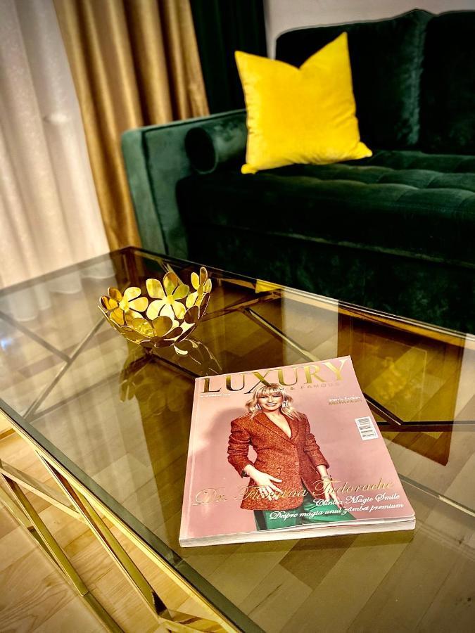 Sarada Boutique Luxury Apartment デヴァ エクステリア 写真