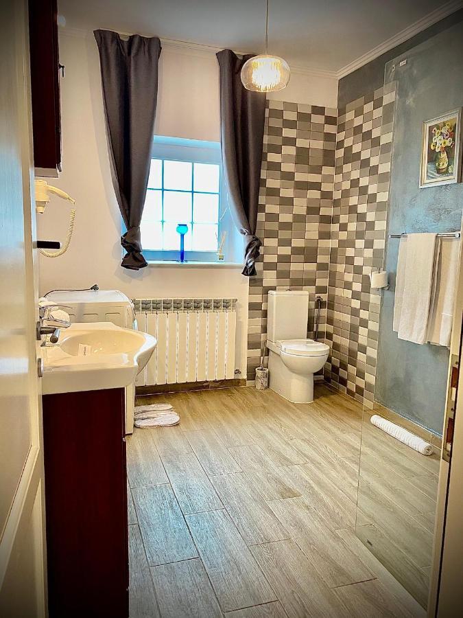 Sarada Boutique Luxury Apartment デヴァ エクステリア 写真