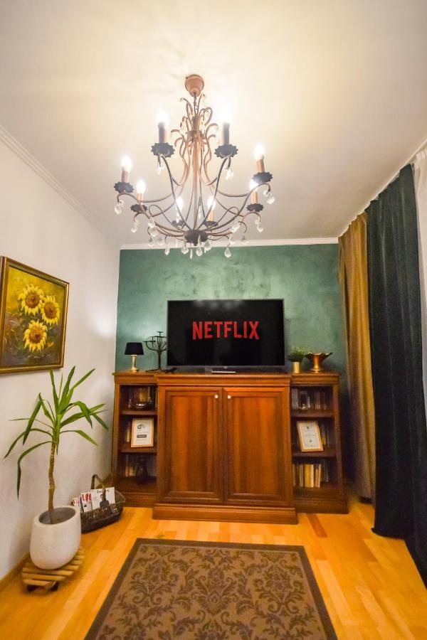 Sarada Boutique Luxury Apartment デヴァ エクステリア 写真